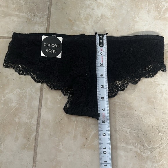 NWT 3 Pairs of Lace Panties - Frederick’s of Hollywood - Picture 4 of 8